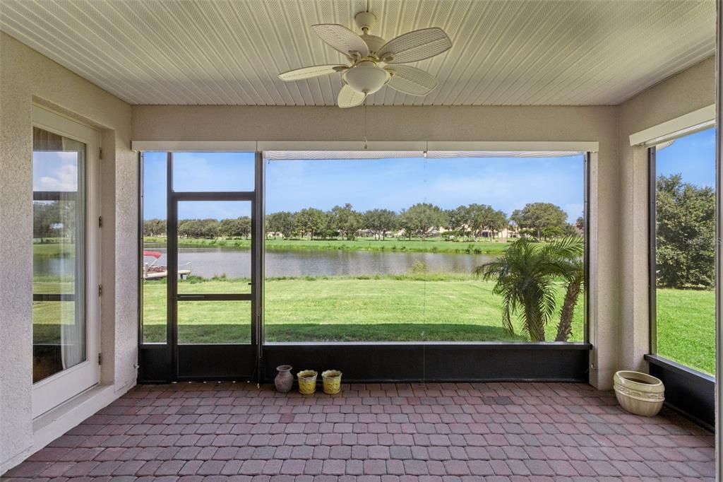 En Venta: $399,900 (3 camas, 2 baños, 2138 Pies cuadrados)