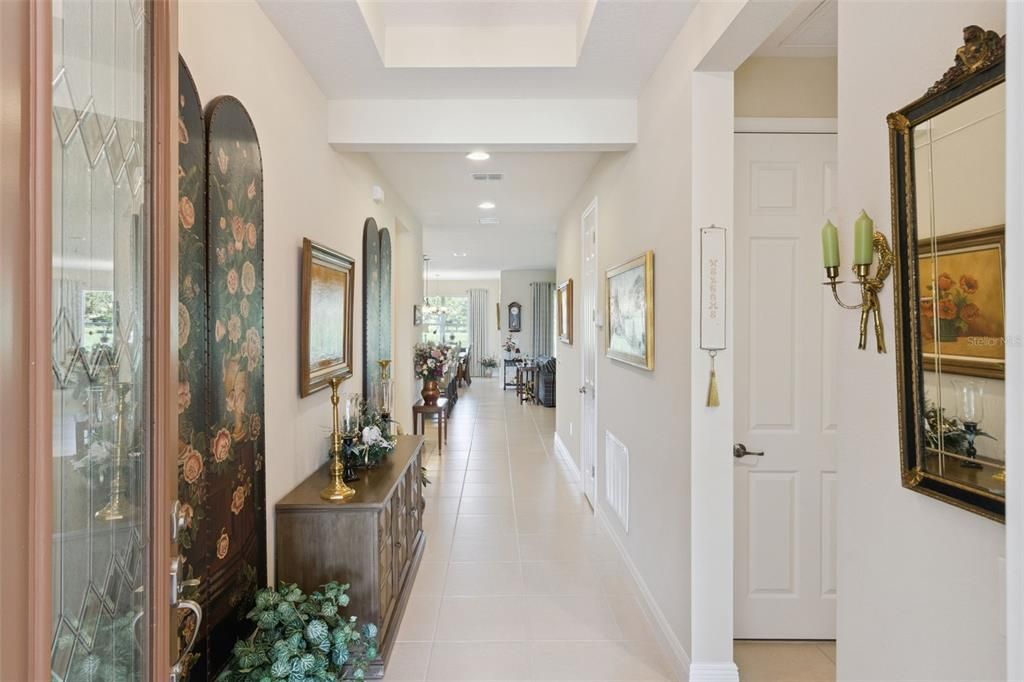 En Venta: $399,900 (3 camas, 2 baños, 2138 Pies cuadrados)