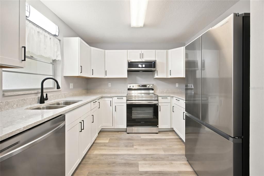En Venta: $159,900 (2 camas, 2 baños, 1179 Pies cuadrados)