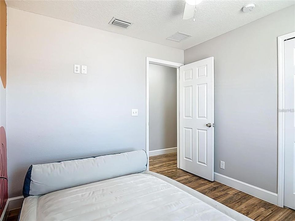 For Rent: $2,500 (3 beds, 2 baths, 1159 Square Feet)