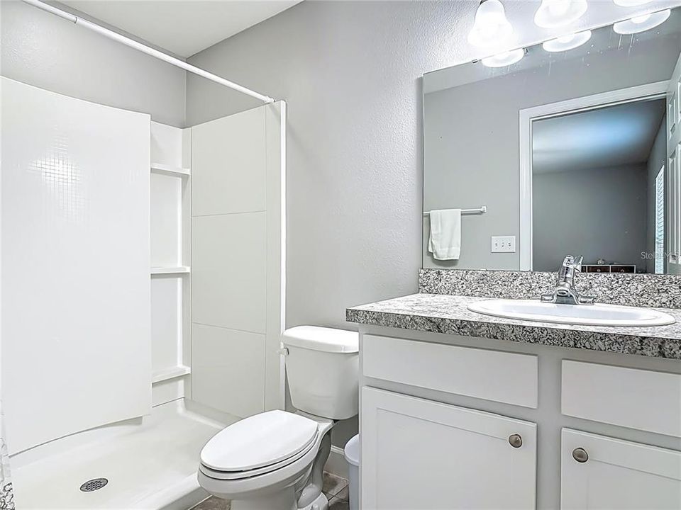 For Rent: $2,500 (3 beds, 2 baths, 1159 Square Feet)