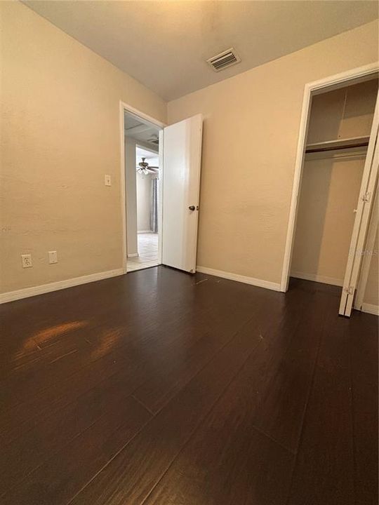 For Sale: $284,900 (2 beds, 1 baths, 684 Square Feet)