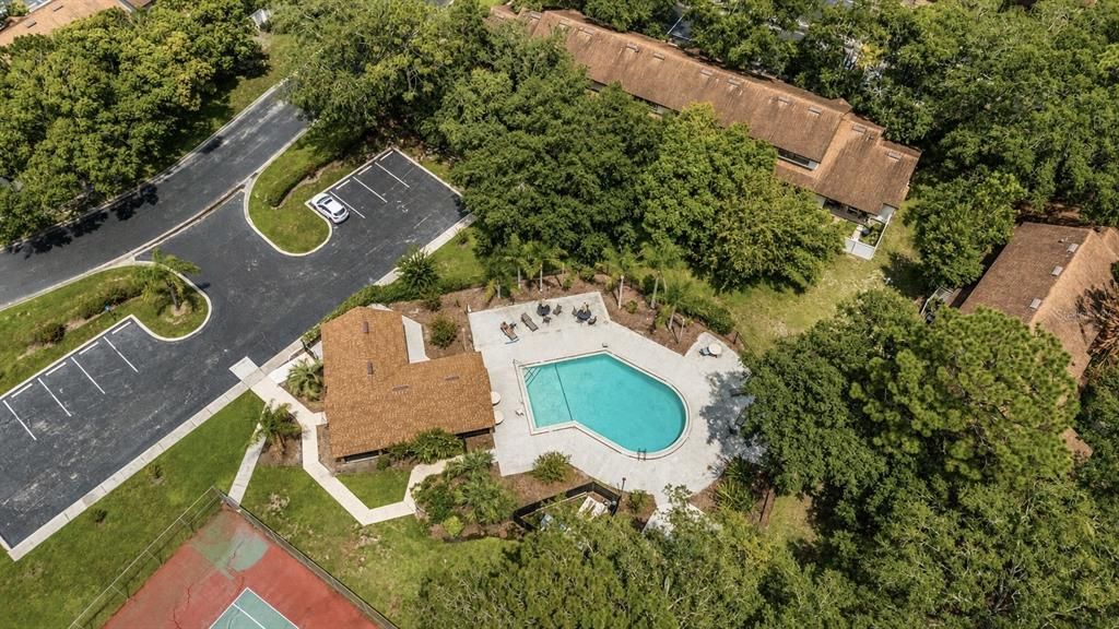 For Sale: $262,000 (2 beds, 2 baths, 1002 Square Feet)