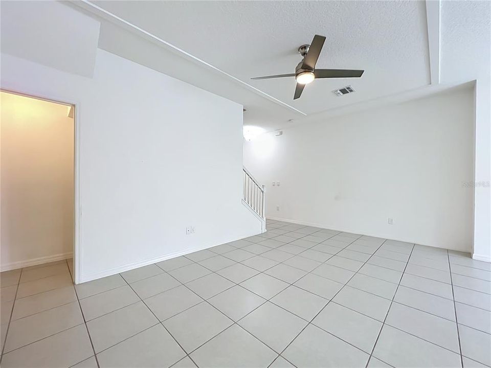 В аренду: $2,500 (3 спален, 2 ванн, 1627 Квадратных фут)