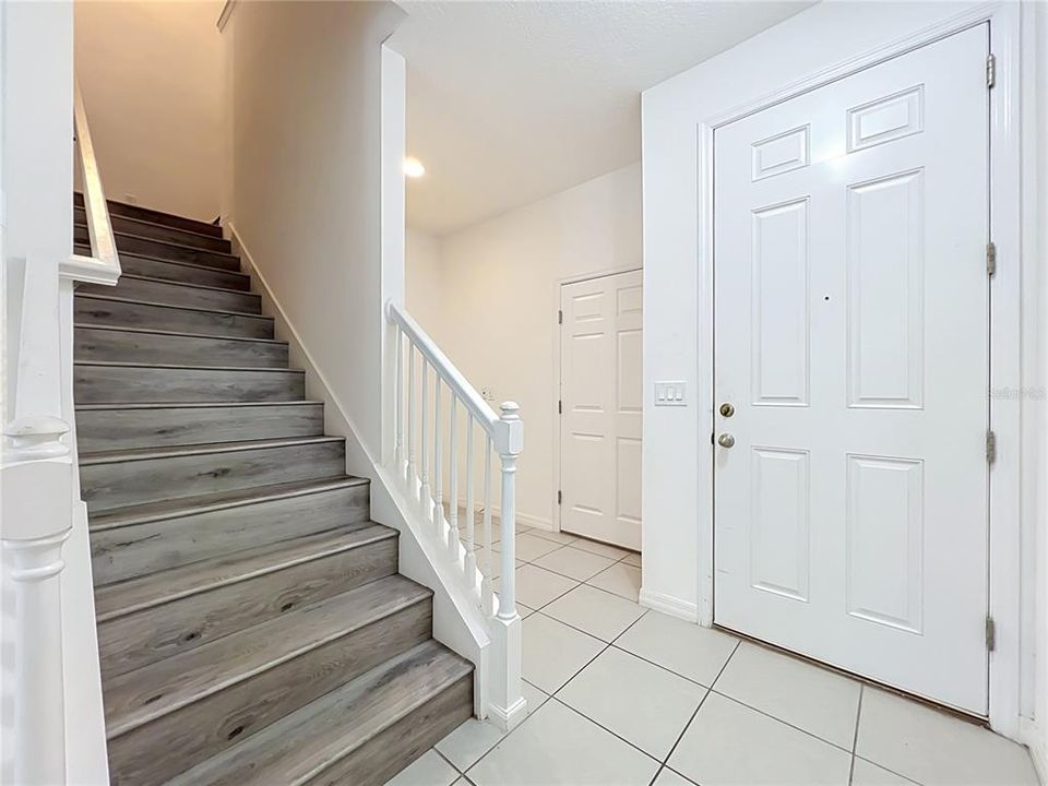 В аренду: $2,500 (3 спален, 2 ванн, 1627 Квадратных фут)
