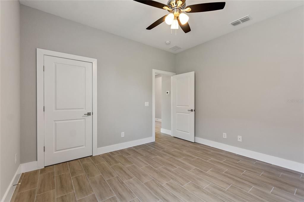 For Rent: $2,125 (4 beds, 2 baths, 1791 Square Feet)