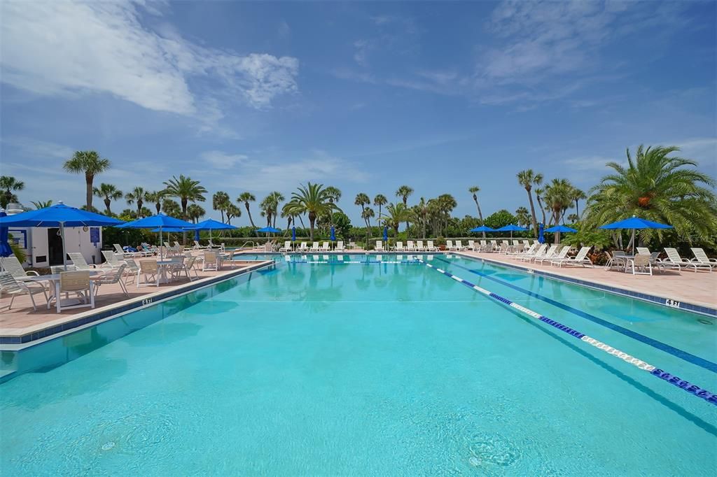 For Sale: $599,000 (2 beds, 2 baths, 1503 Square Feet)
