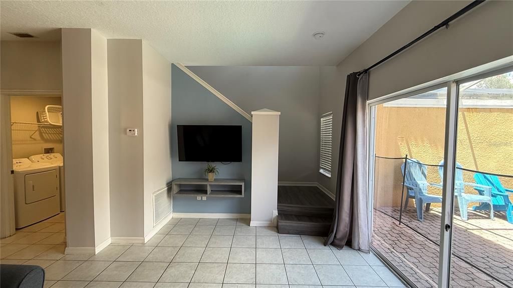 En Venta: $299,000 (3 camas, 2 baños, 1295 Pies cuadrados)