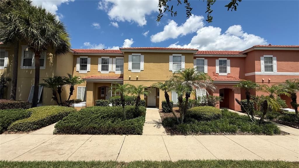 En Venta: $299,000 (3 camas, 2 baños, 1295 Pies cuadrados)