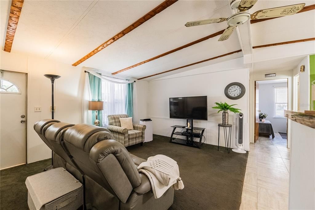 En Venta: $169,000 (3 camas, 2 baños, 1032 Pies cuadrados)