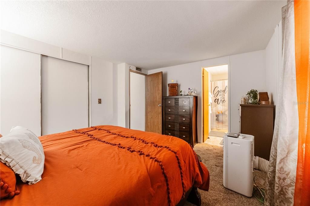 En Venta: $169,000 (3 camas, 2 baños, 1032 Pies cuadrados)
