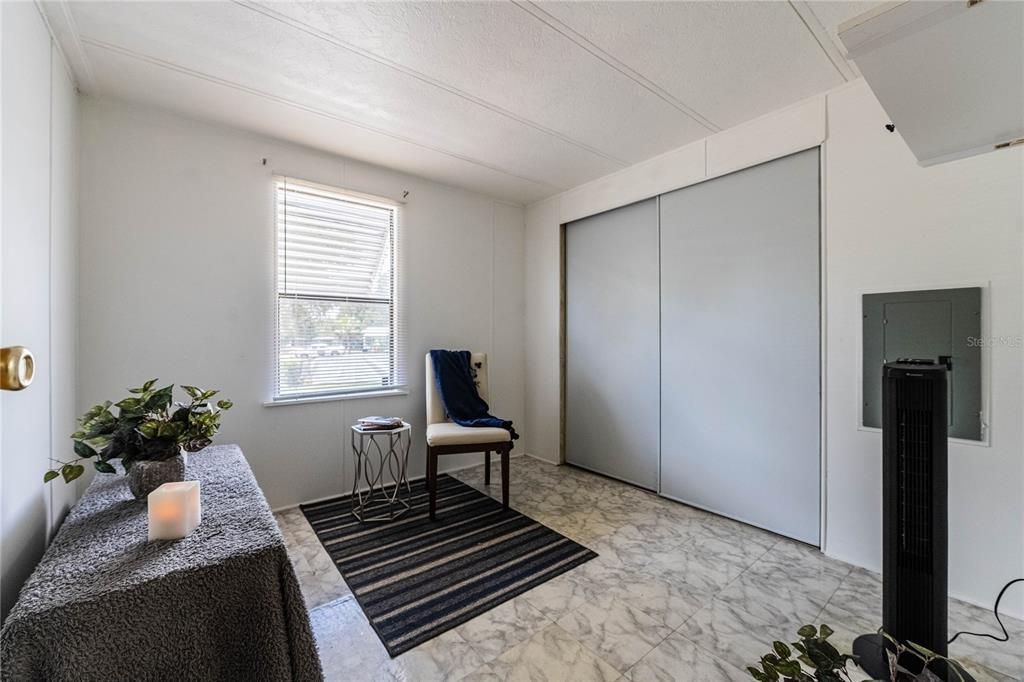 En Venta: $169,000 (3 camas, 2 baños, 1032 Pies cuadrados)