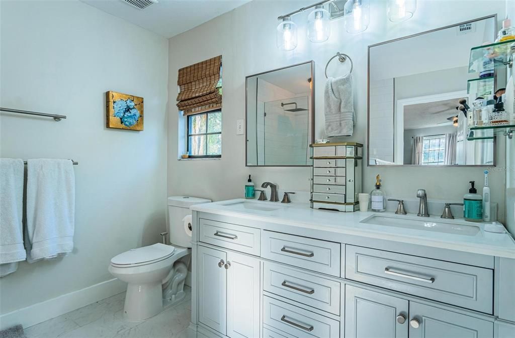 For Rent: $3,200 (3 beds, 2 baths, 1866 Square Feet)