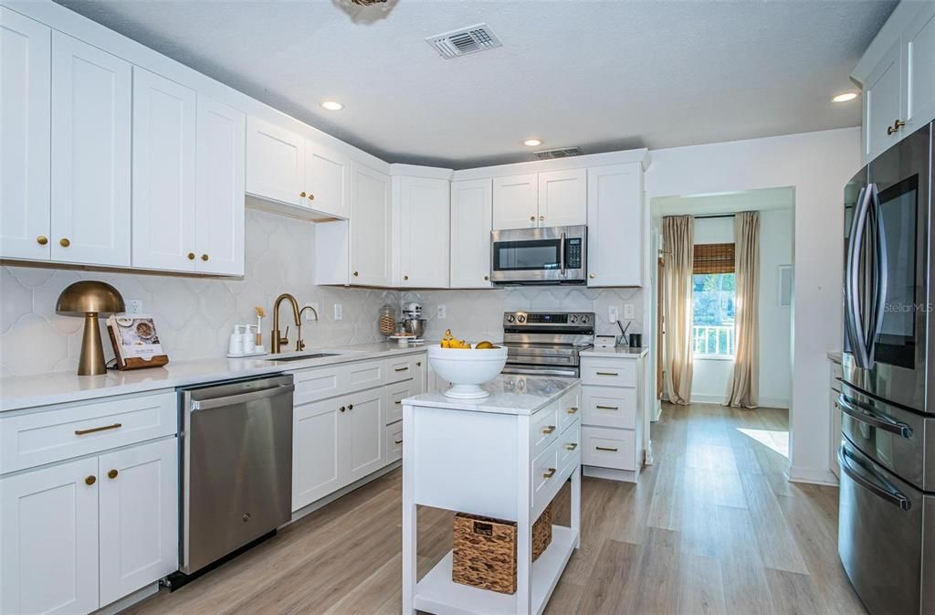 For Rent: $3,200 (3 beds, 2 baths, 1866 Square Feet)