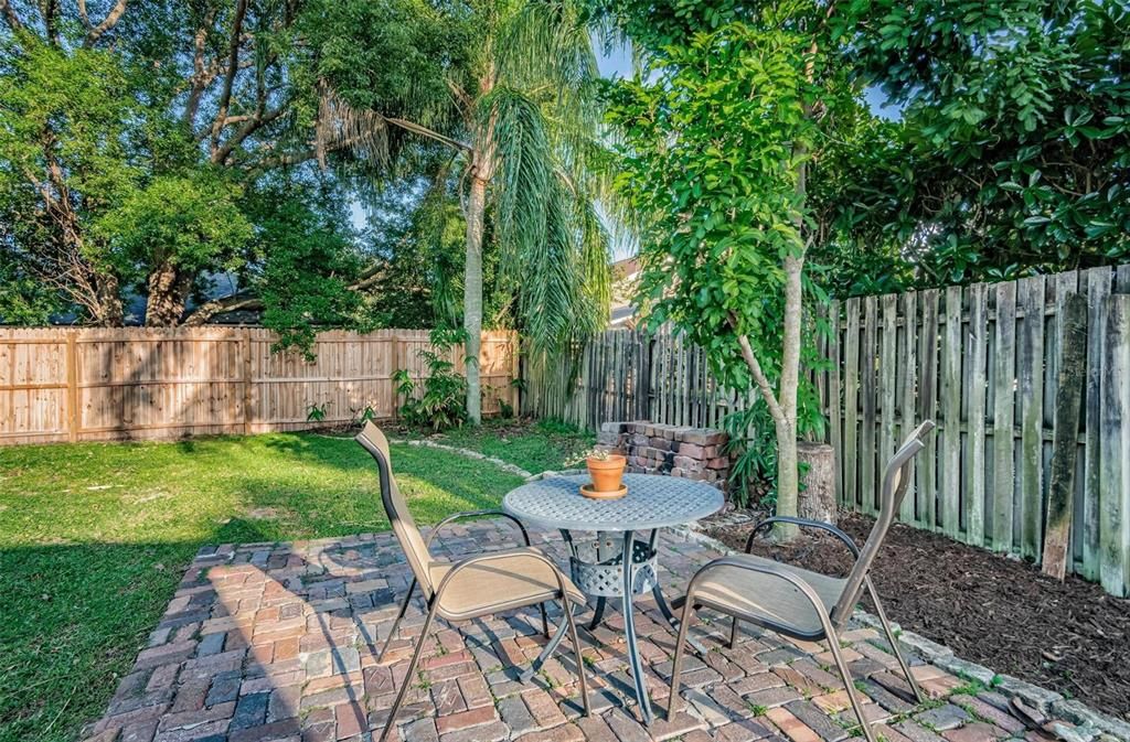For Rent: $3,200 (3 beds, 2 baths, 1866 Square Feet)