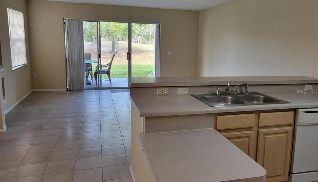 For Rent: $1,800 (2 beds, 2 baths, 1288 Square Feet)