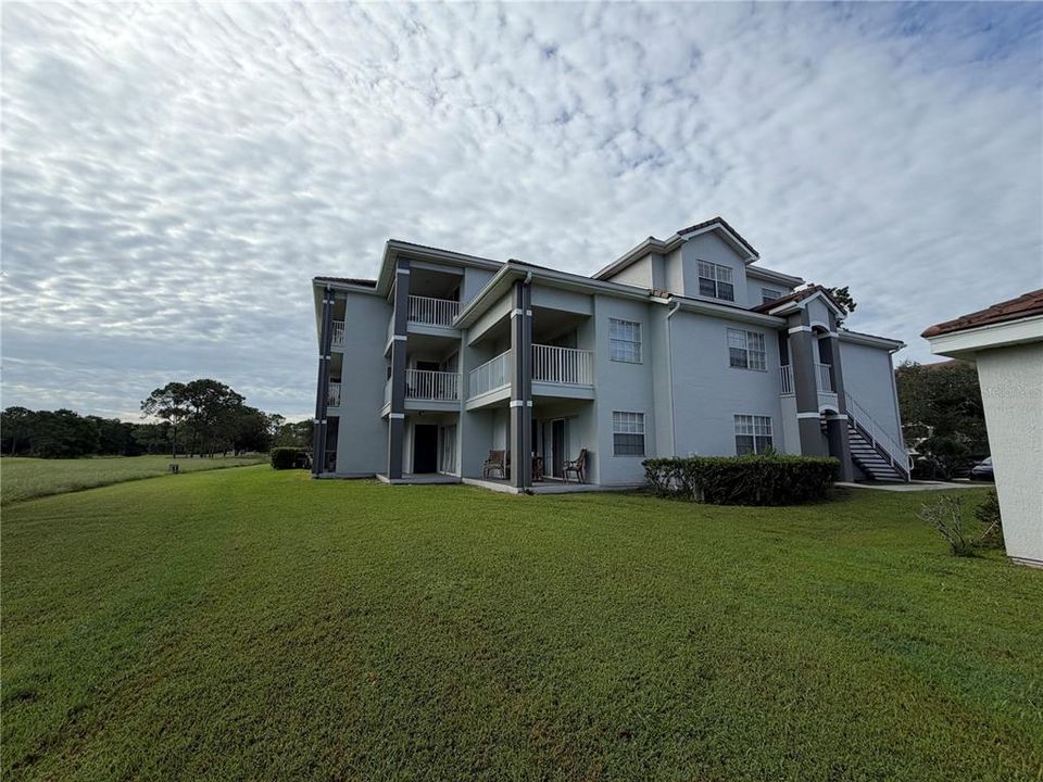 For Rent: $1,800 (2 beds, 2 baths, 1288 Square Feet)