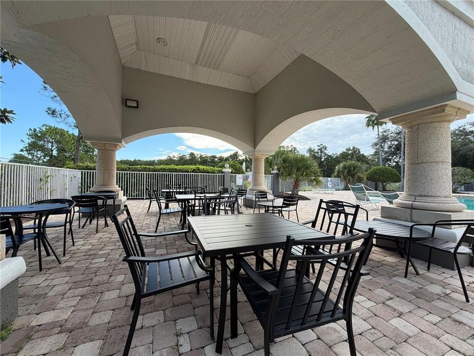 For Rent: $1,800 (2 beds, 2 baths, 1288 Square Feet)
