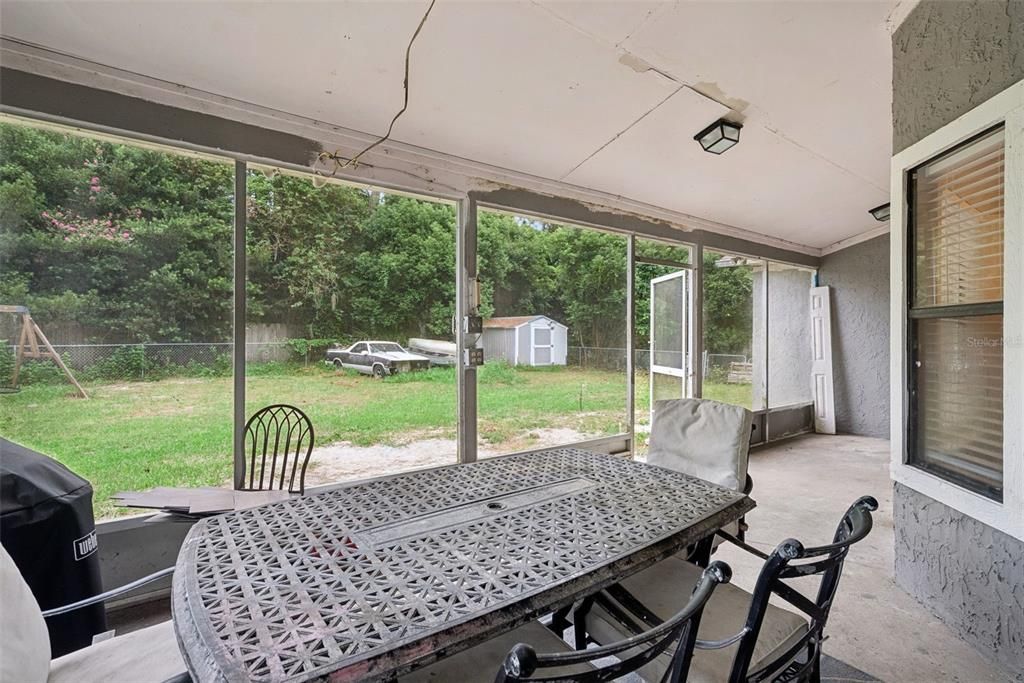 For Sale: $334,999 (3 beds, 2 baths, 1642 Square Feet)
