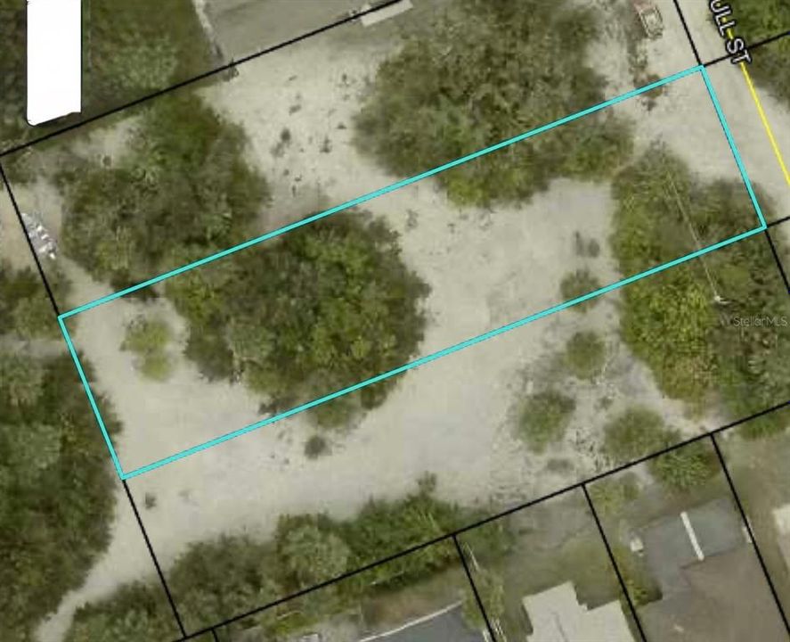 待售: $244,900 (0.23 acres)