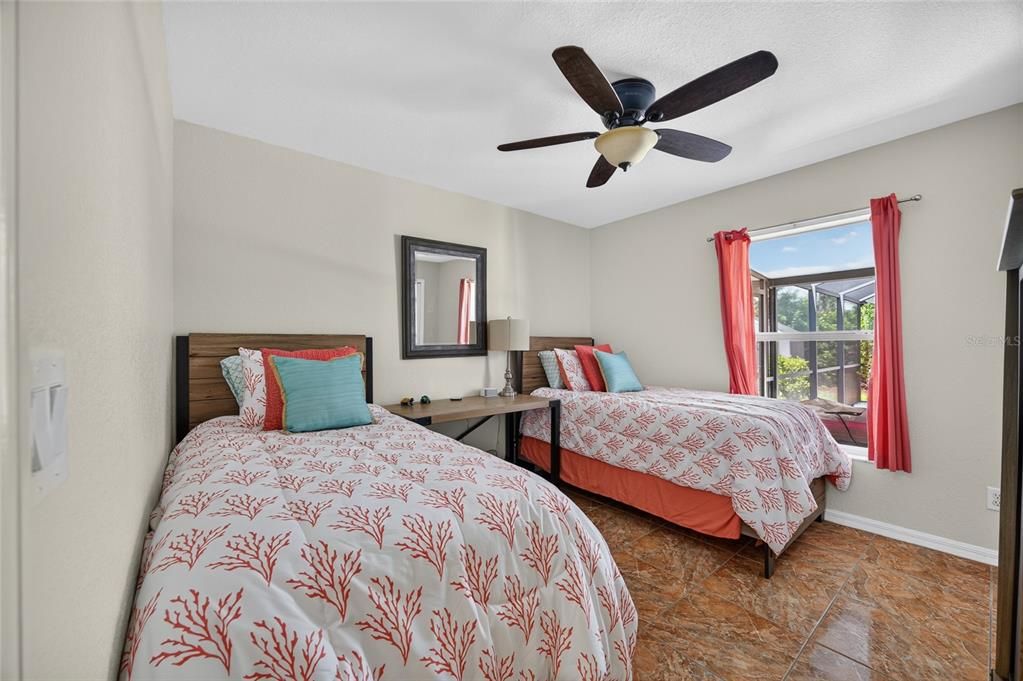 Active With Contract: $350,000 (3 beds, 2 baths, 1644 Square Feet)