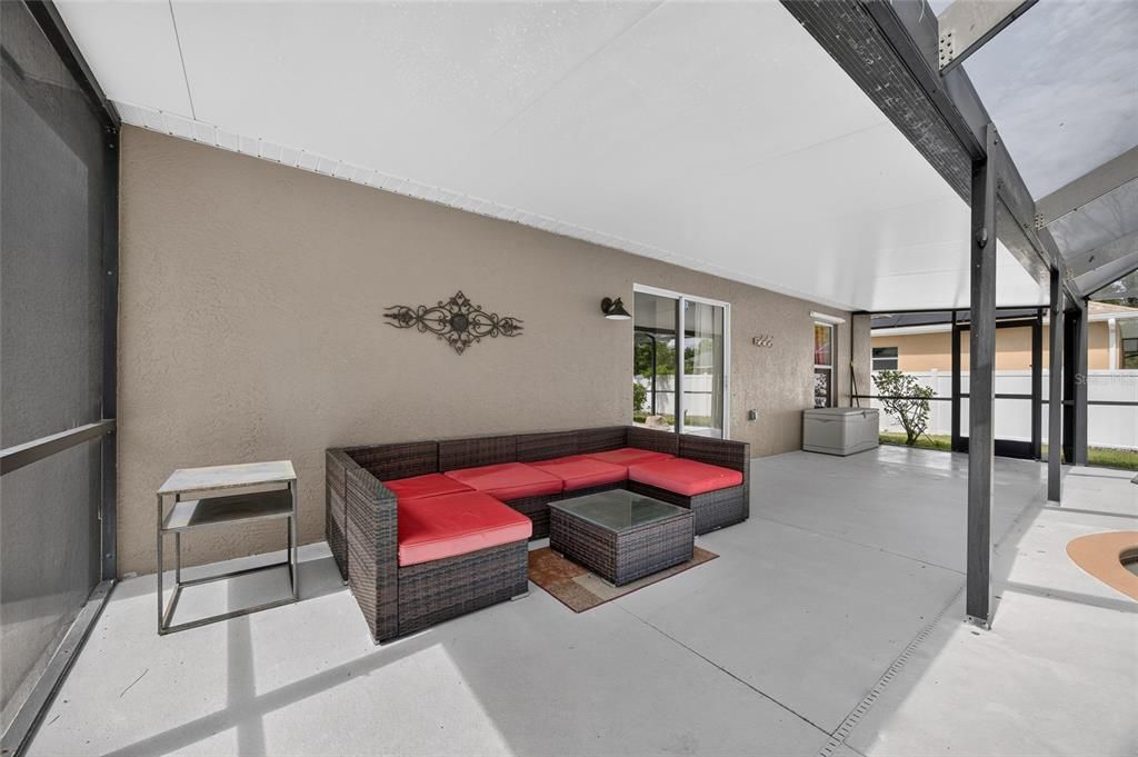 Active With Contract: $350,000 (3 beds, 2 baths, 1644 Square Feet)