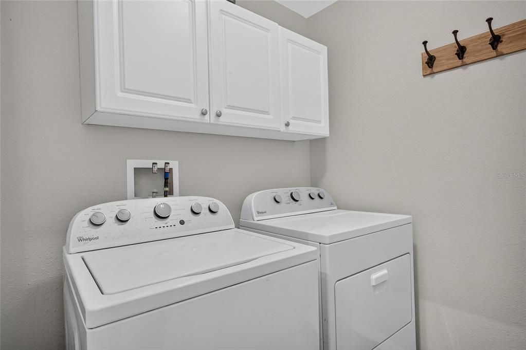 Active With Contract: $350,000 (3 beds, 2 baths, 1644 Square Feet)