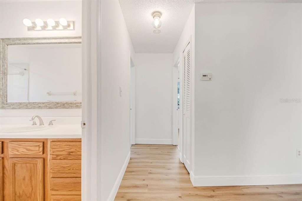 En Venta: $459,000 (4 camas, 3 baños, 2668 Pies cuadrados)