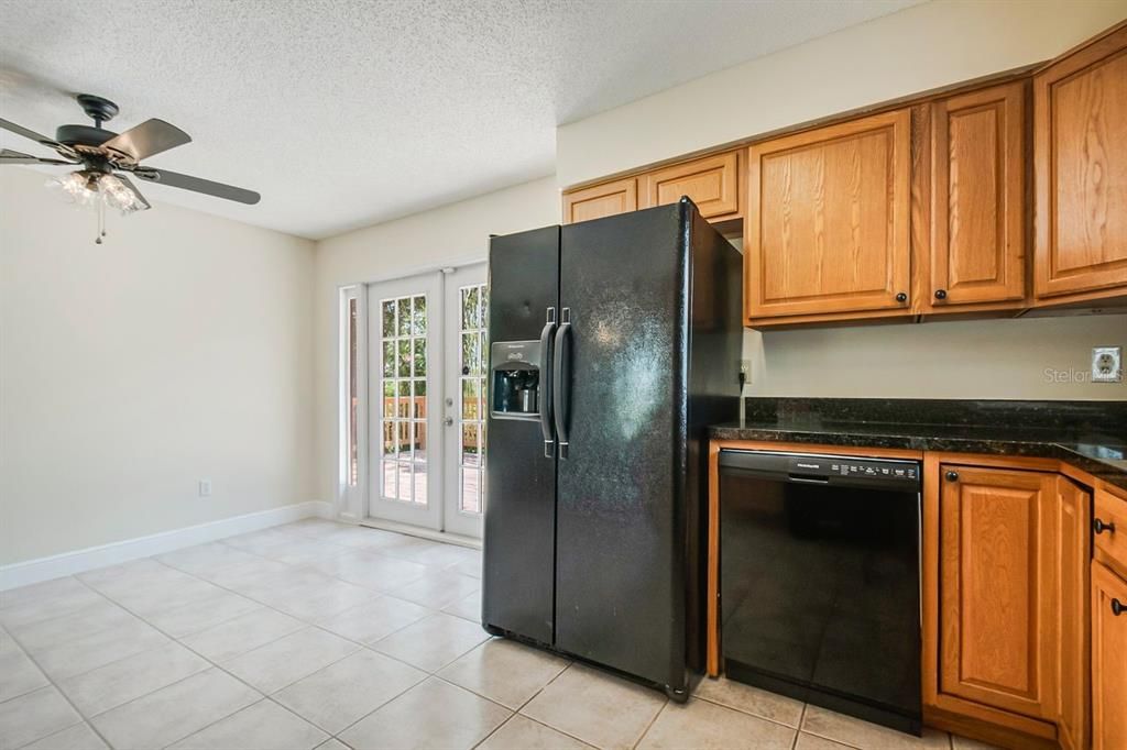 En Venta: $459,000 (4 camas, 3 baños, 2668 Pies cuadrados)