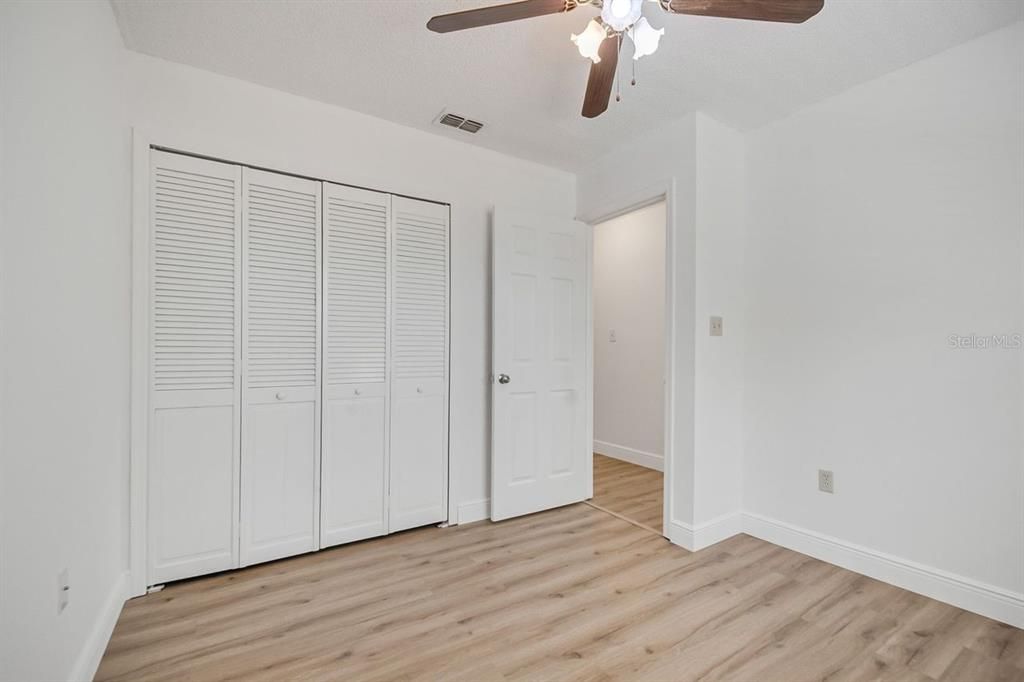 En Venta: $459,000 (4 camas, 3 baños, 2668 Pies cuadrados)