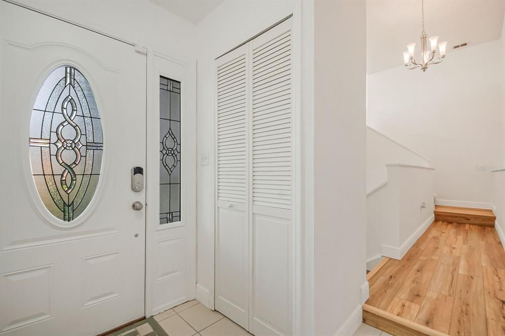 En Venta: $459,000 (4 camas, 3 baños, 2668 Pies cuadrados)