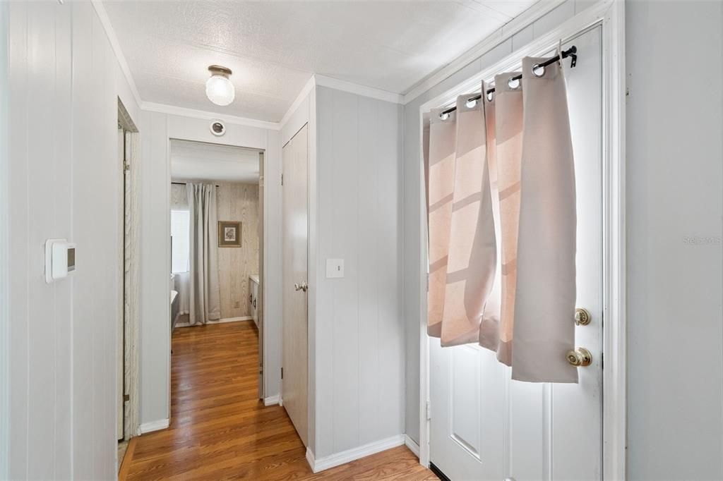 На продажу: $129,000 (2 спален, 2 ванн, 840 Квадратных фут)