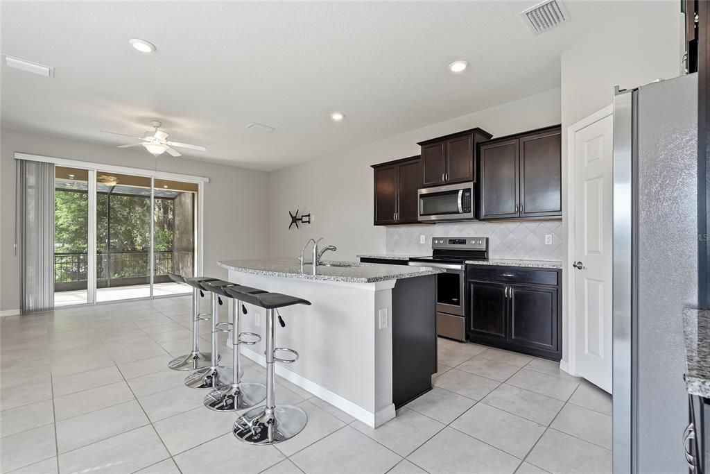 For Sale: $342,000 (3 beds, 2 baths, 1880 Square Feet)