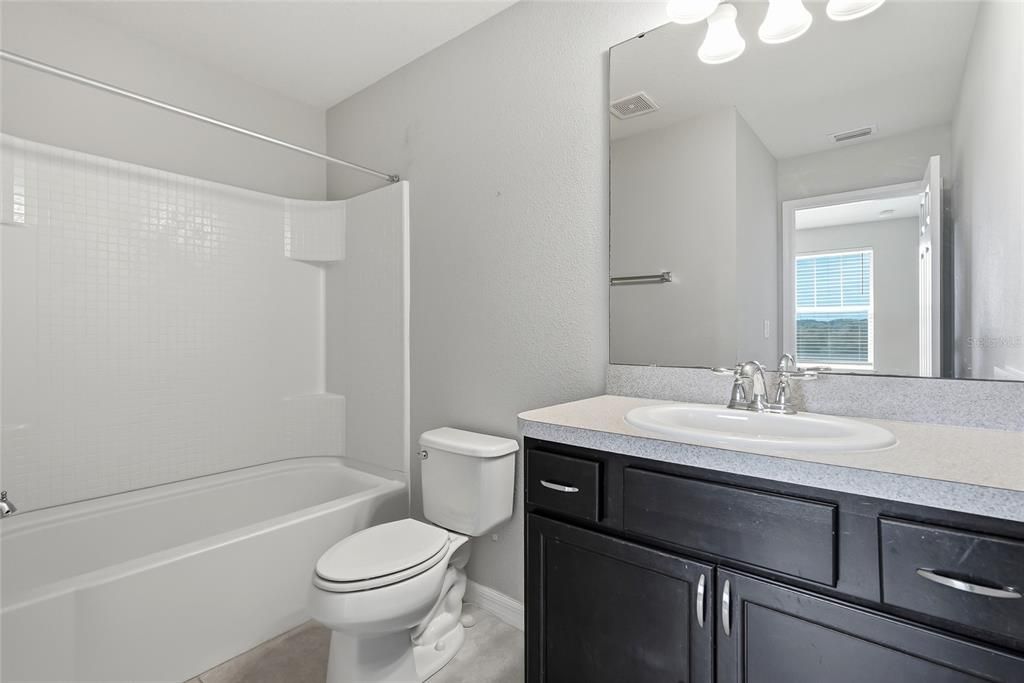 For Sale: $342,000 (3 beds, 2 baths, 1880 Square Feet)
