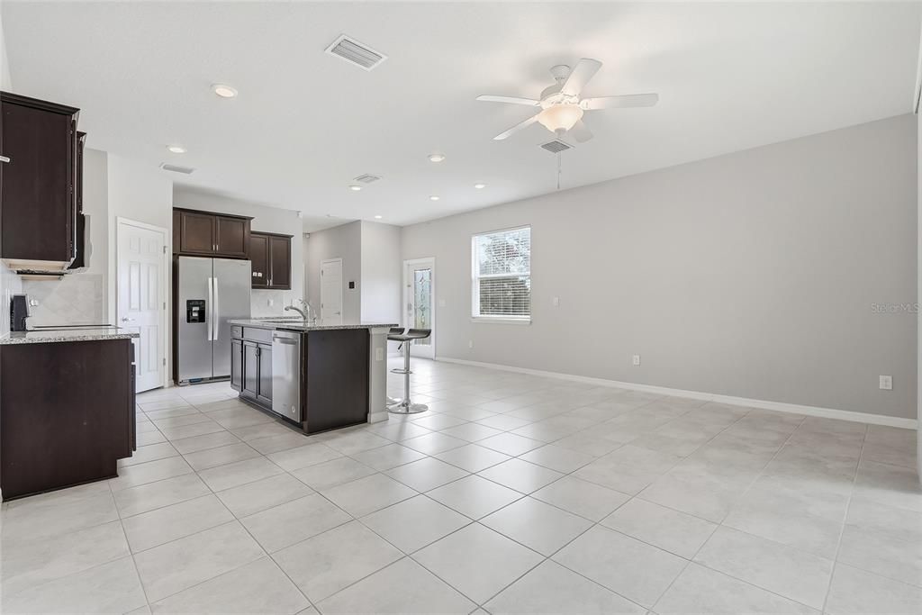 For Sale: $342,000 (3 beds, 2 baths, 1880 Square Feet)