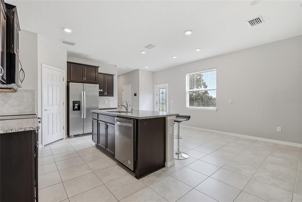 For Sale: $342,000 (3 beds, 2 baths, 1880 Square Feet)