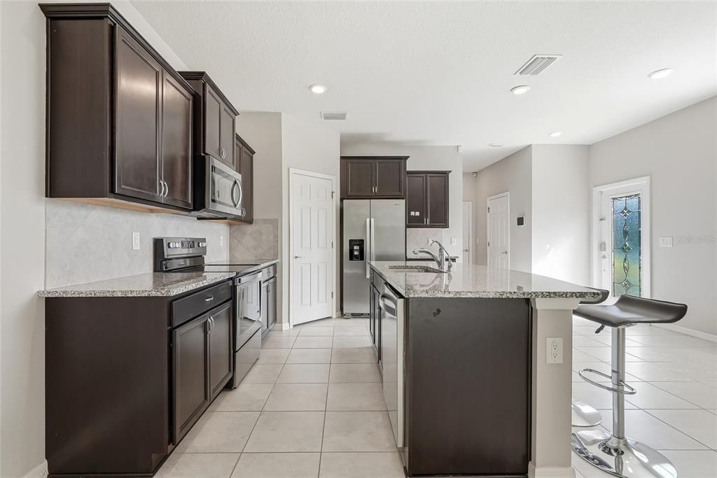 For Sale: $342,000 (3 beds, 2 baths, 1880 Square Feet)