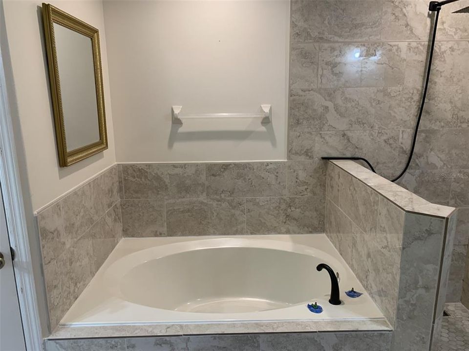 En Venta: $299,900 (3 camas, 2 baños, 1788 Pies cuadrados)