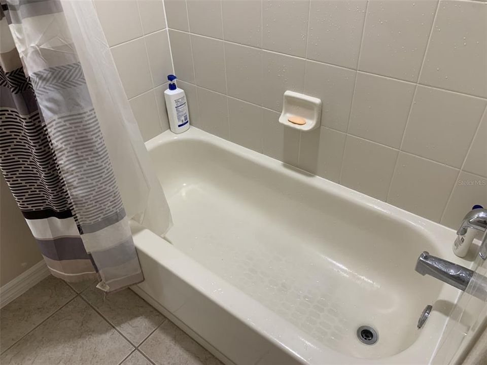 En Venta: $299,900 (3 camas, 2 baños, 1788 Pies cuadrados)