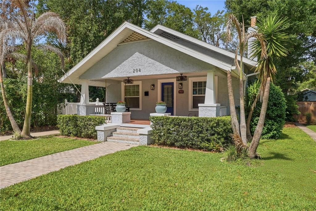 For Rent: $2,800 (2 beds, 2 baths, 1144 Square Feet)