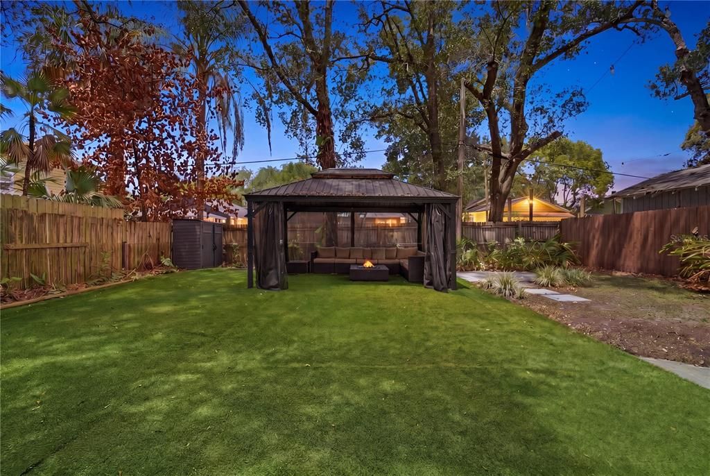For Rent: $2,800 (2 beds, 2 baths, 1144 Square Feet)