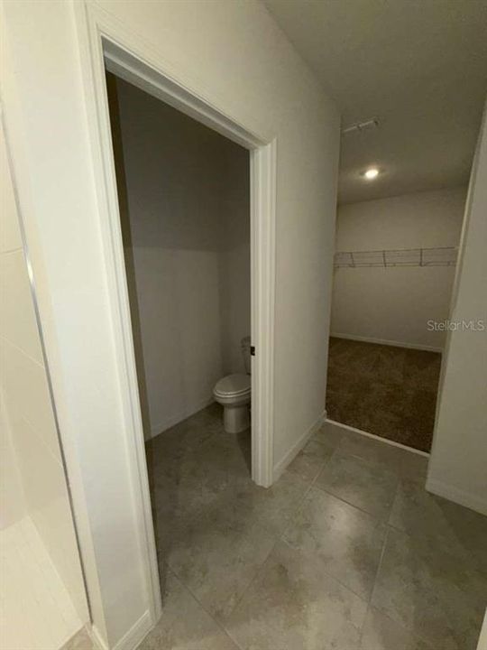 En Renta: $2,300 (4 camas, 2 baños, 2631 Pies cuadrados)