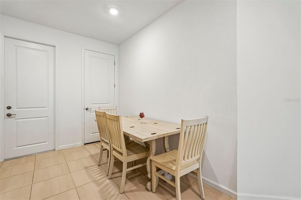 En Venta: $419,000 (2 camas, 2 baños, 1410 Pies cuadrados)