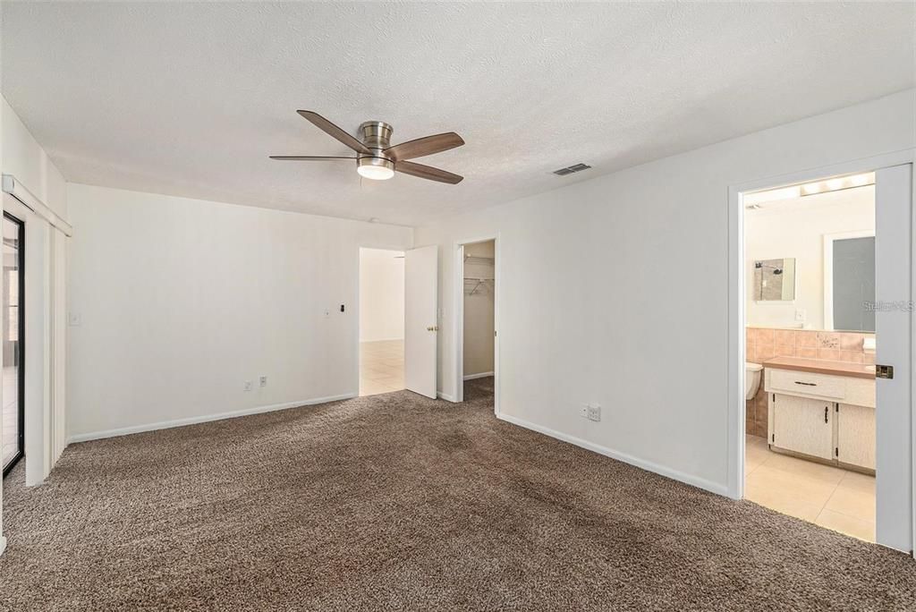 For Rent: $2,675 (3 beds, 2 baths, 1908 Square Feet)