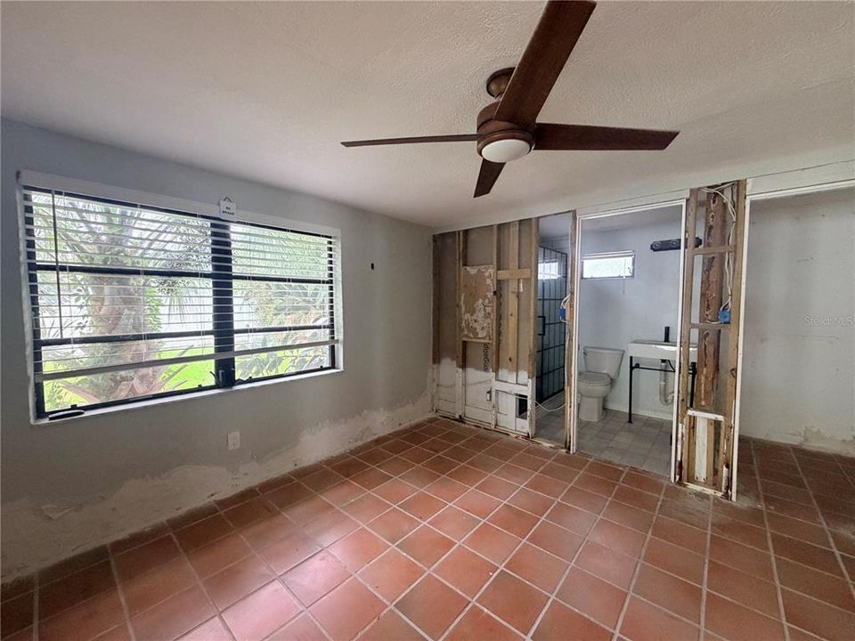En Venta: $225,000 (3 camas, 2 baños, 1207 Pies cuadrados)