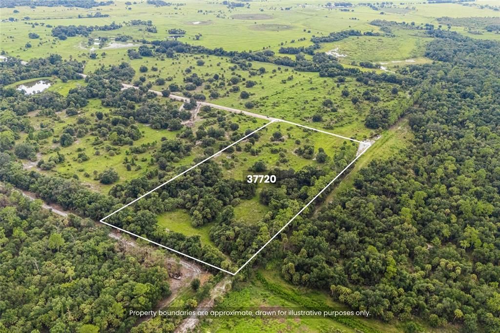 待售: $439,000 (10.41 acres)
