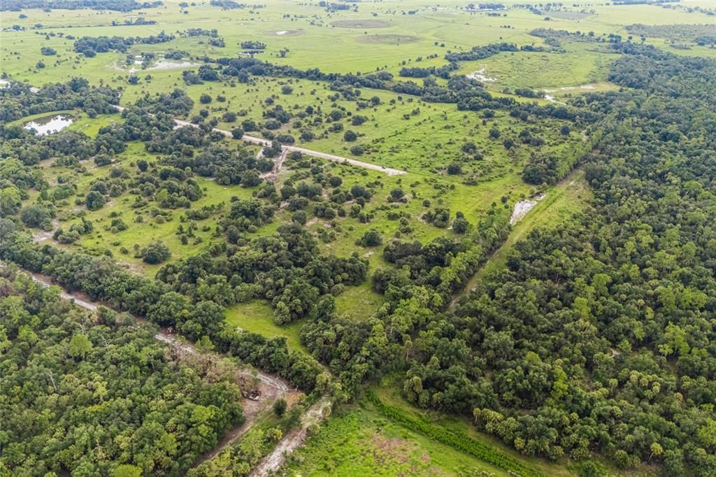 待售: $439,000 (10.41 acres)