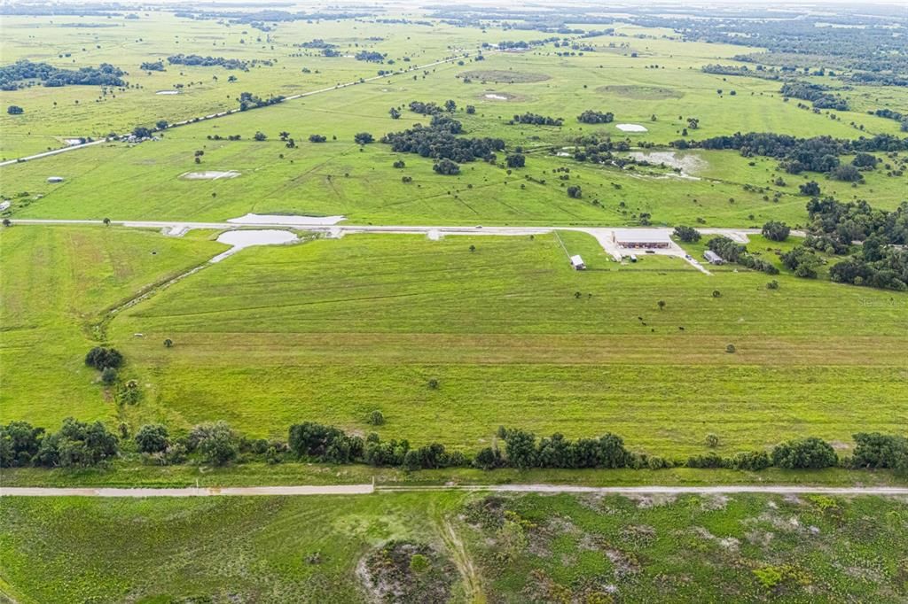 待售: $439,000 (10.41 acres)