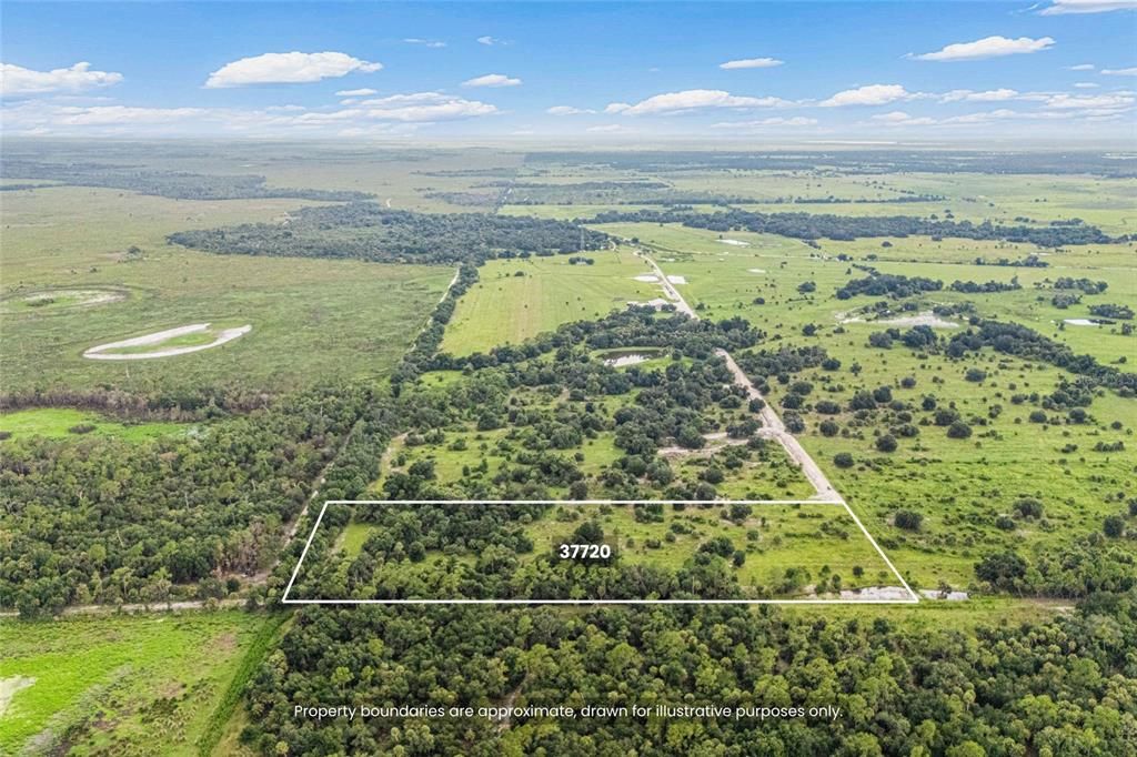 待售: $439,000 (10.41 acres)