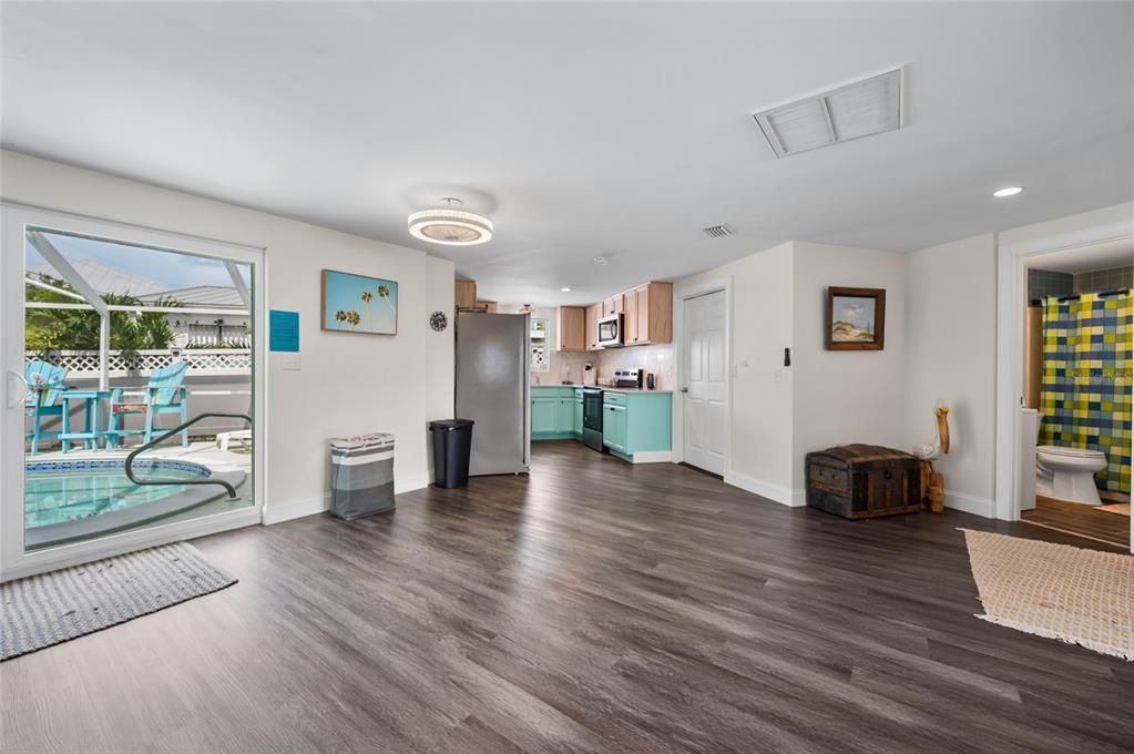 En Venta: $869,900 (2 camas, 2 baños, 1285 Pies cuadrados)